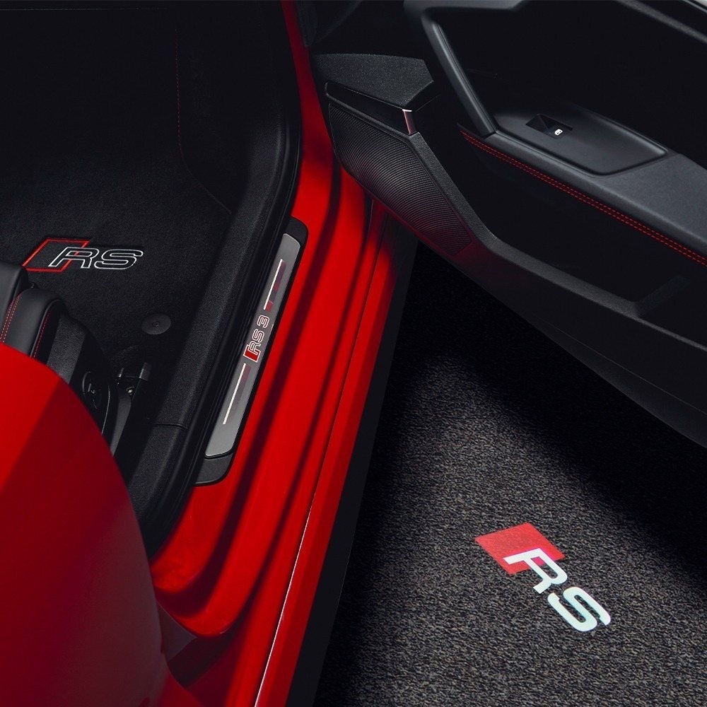 Noleggio Audi RS3 Sportback MY22 a Milano, LEA’S Luxury Garage